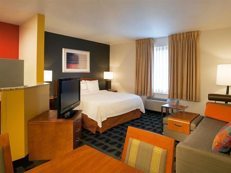 Towneplace Suites Dulles Airport Стърлинг Екстериор снимка