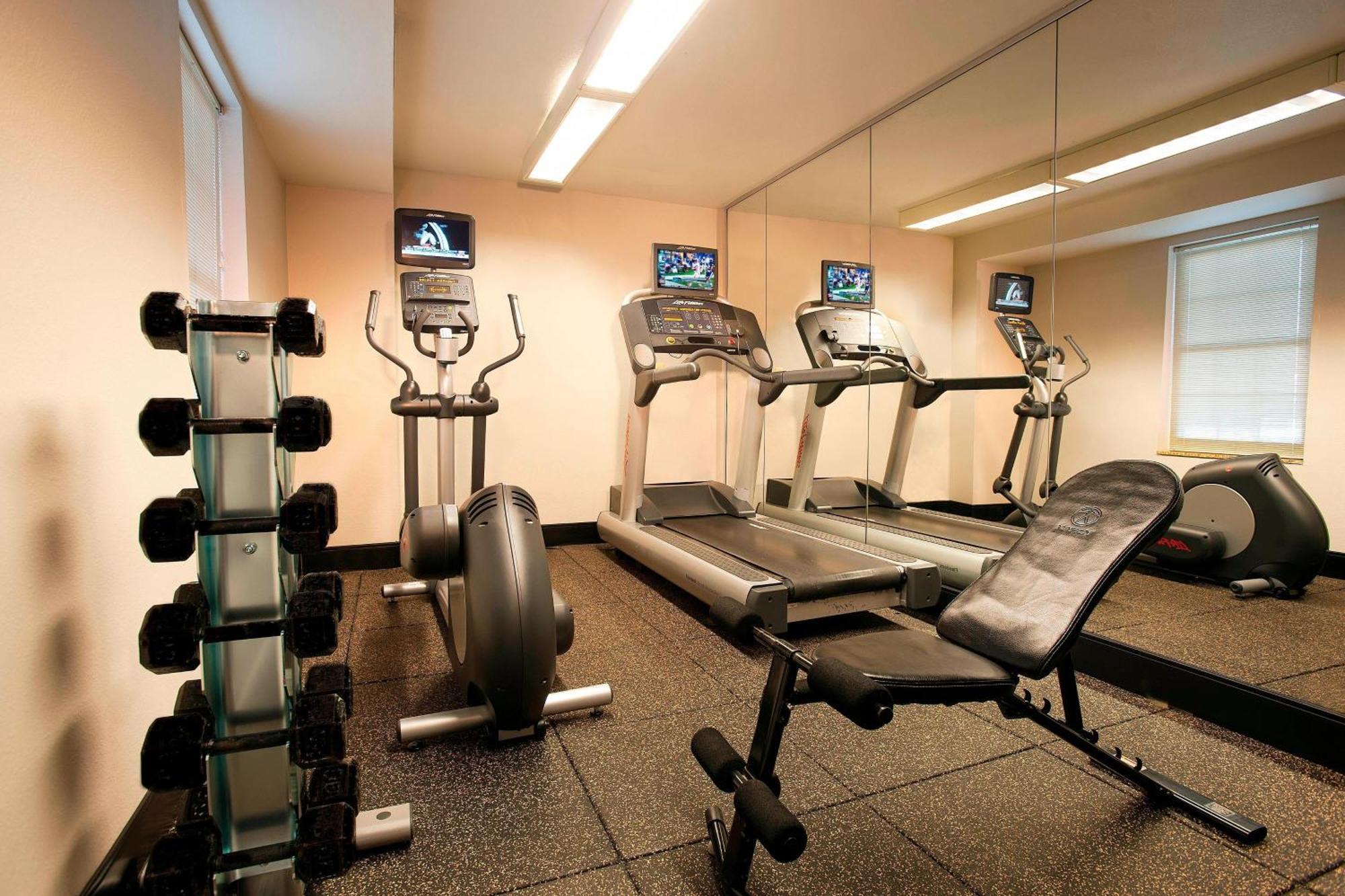 Towneplace Suites Dulles Airport Стърлинг Екстериор снимка