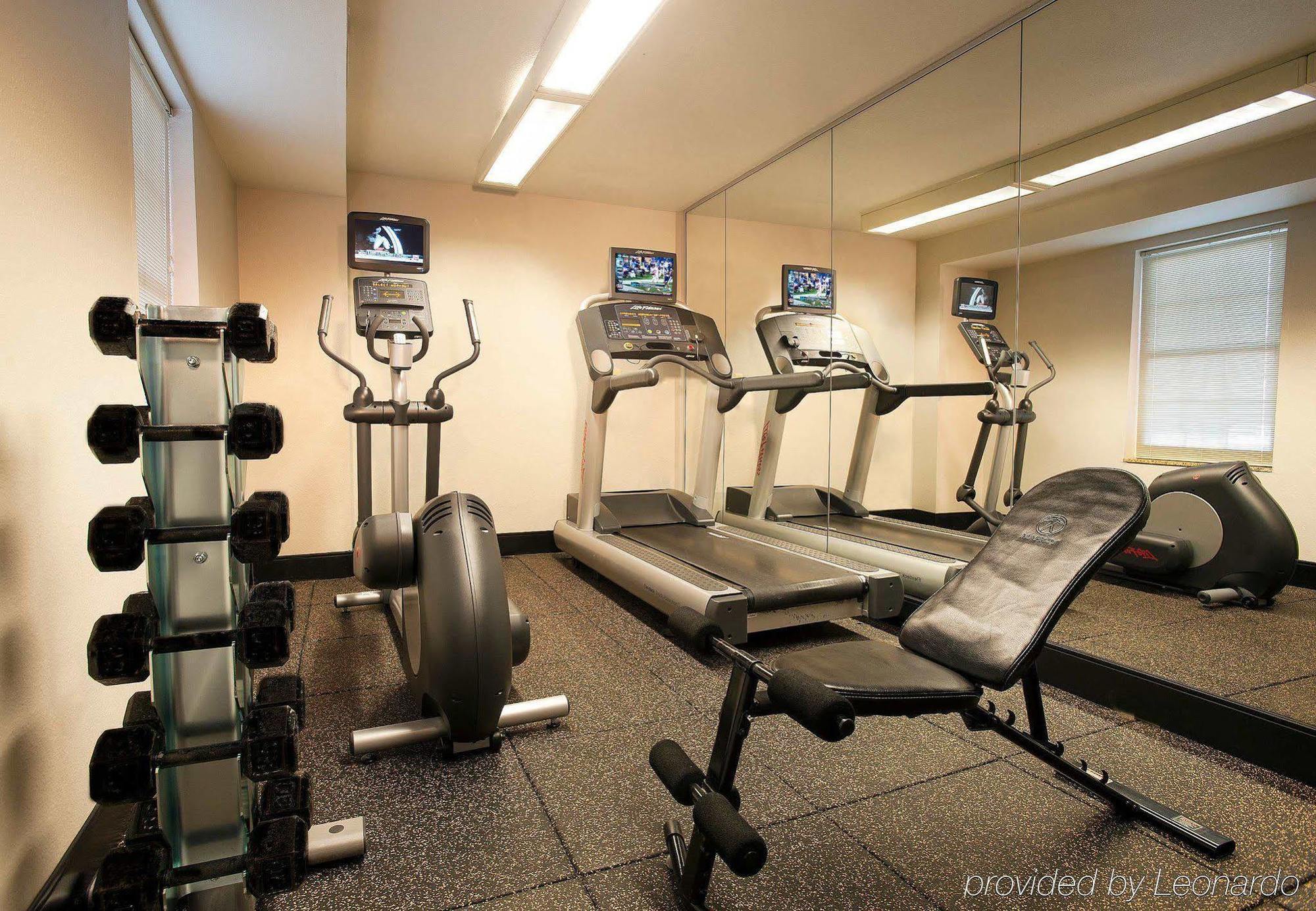 Towneplace Suites Dulles Airport Стърлинг Екстериор снимка
