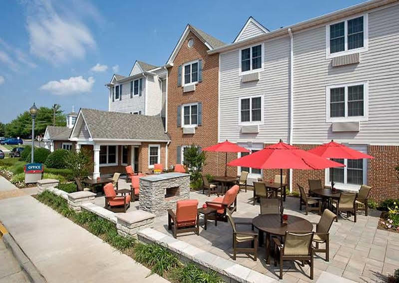 Towneplace Suites Dulles Airport Стърлинг Екстериор снимка